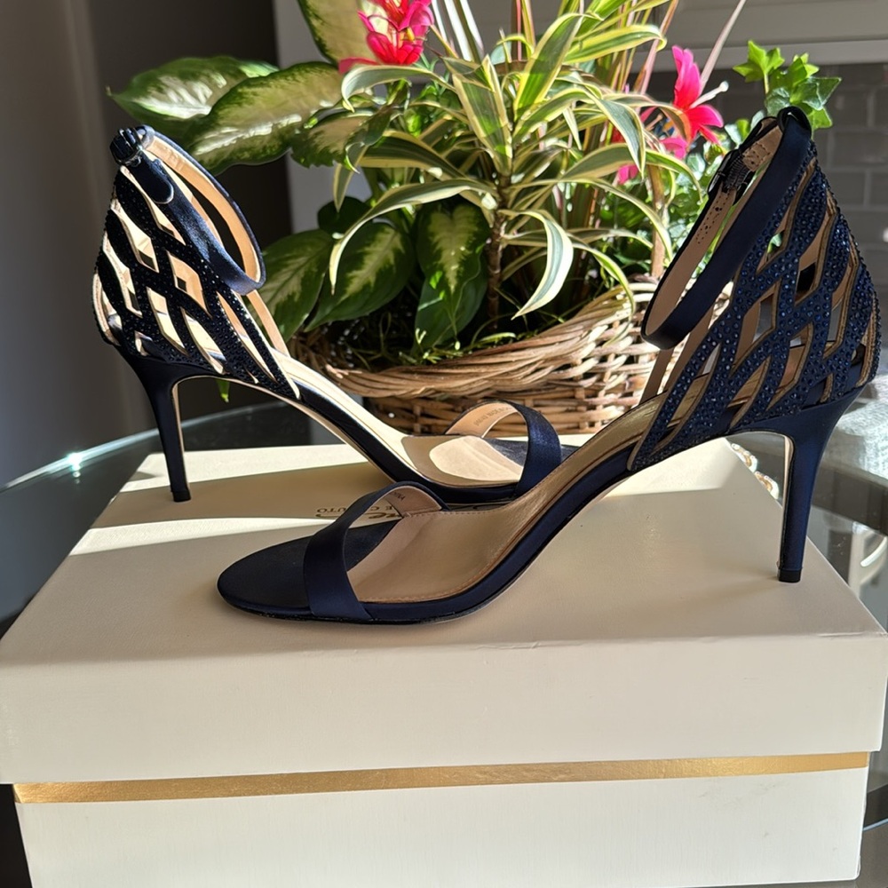 IMAGINE VINCE CAMUTO Elegant Navy Blue Women's Heels 9M
